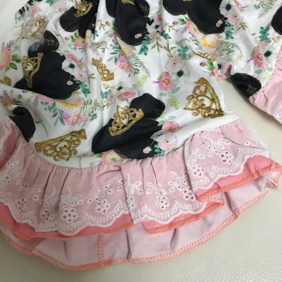 Minnie Mouse super cute outfit shorts t-shirt - Picture 5 of 6